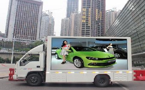 選購(gòu)LED宣傳車
